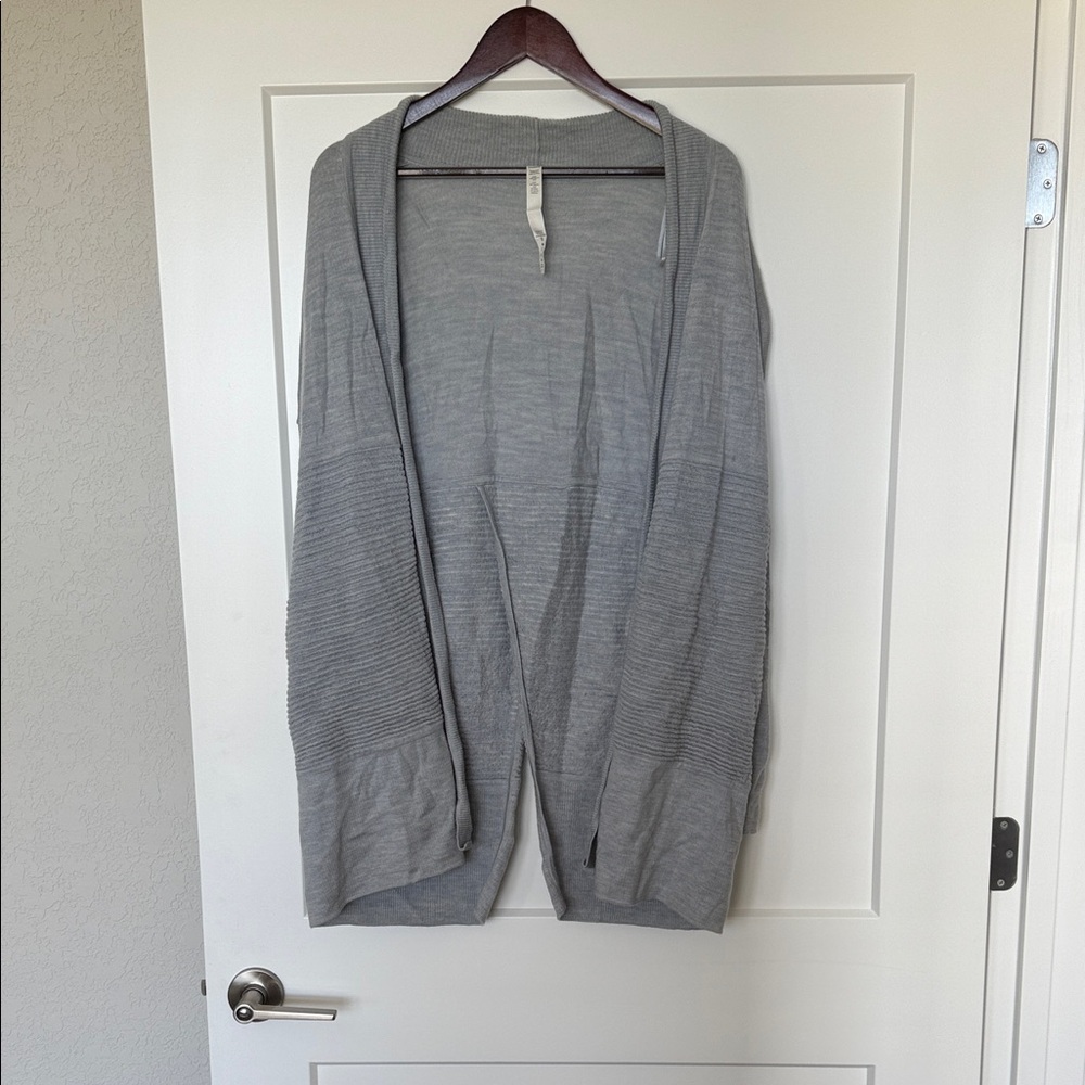 Lululemon Wool Cardigan Blissful Zen 100% Merino Wool Sweater Blue Gray Sz 6